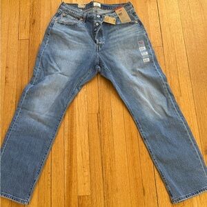 Levi's Women’s Relaxed High-Waisted Jeans in Light Blue Denim